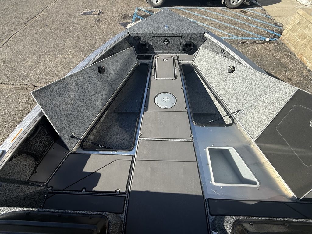 2026 Lund 2075 Impact XS Sport - Image 26