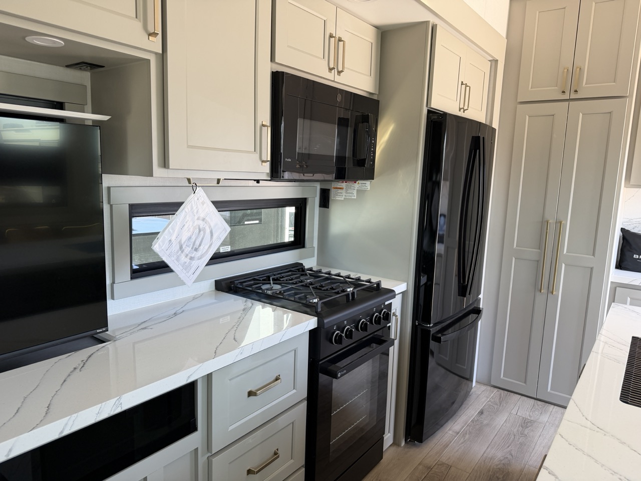 2026 Brinkley RV Model G 4100 - Image 18