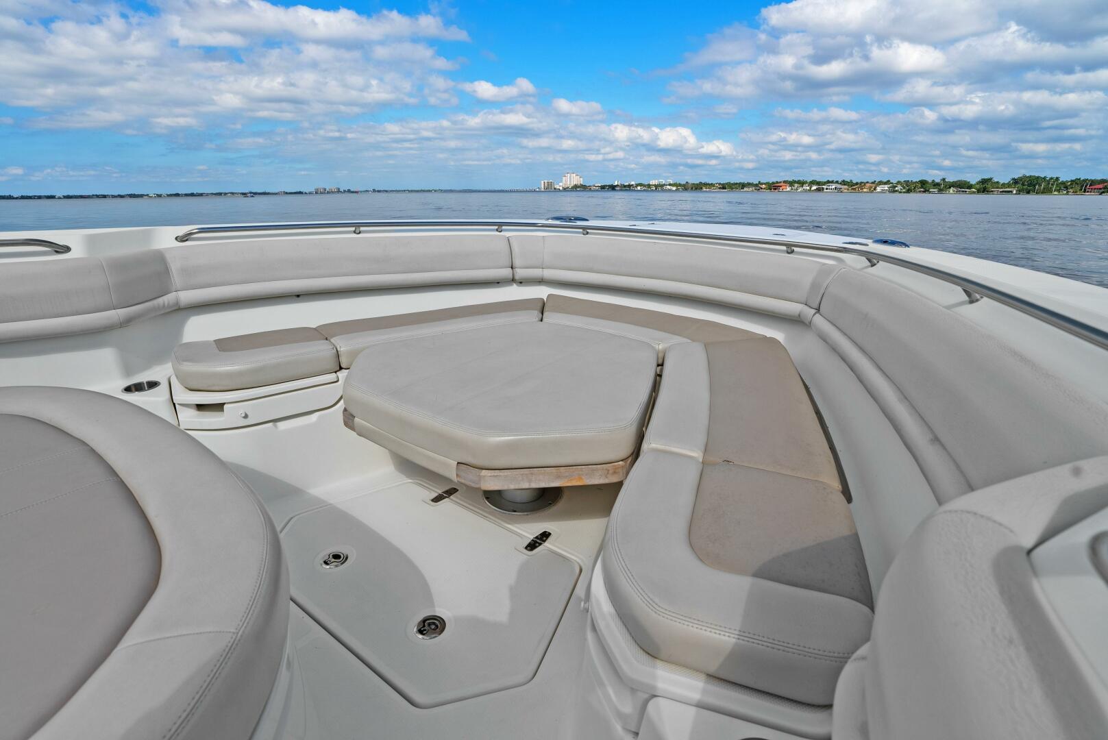 2019 Boston Whaler 380 Outrage - Image 19