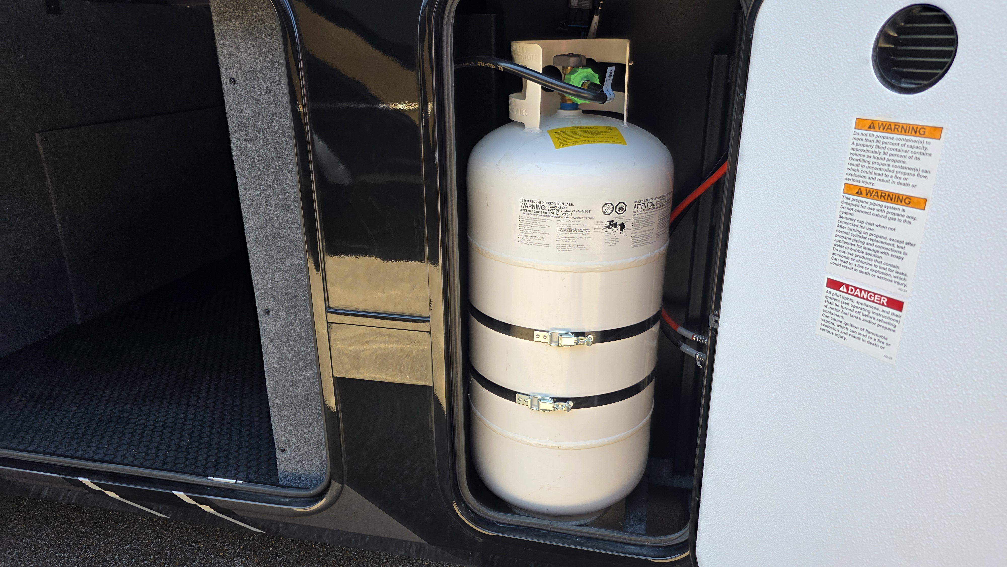 2027 JAYCO PINNACLE 32RLTS - Image 6