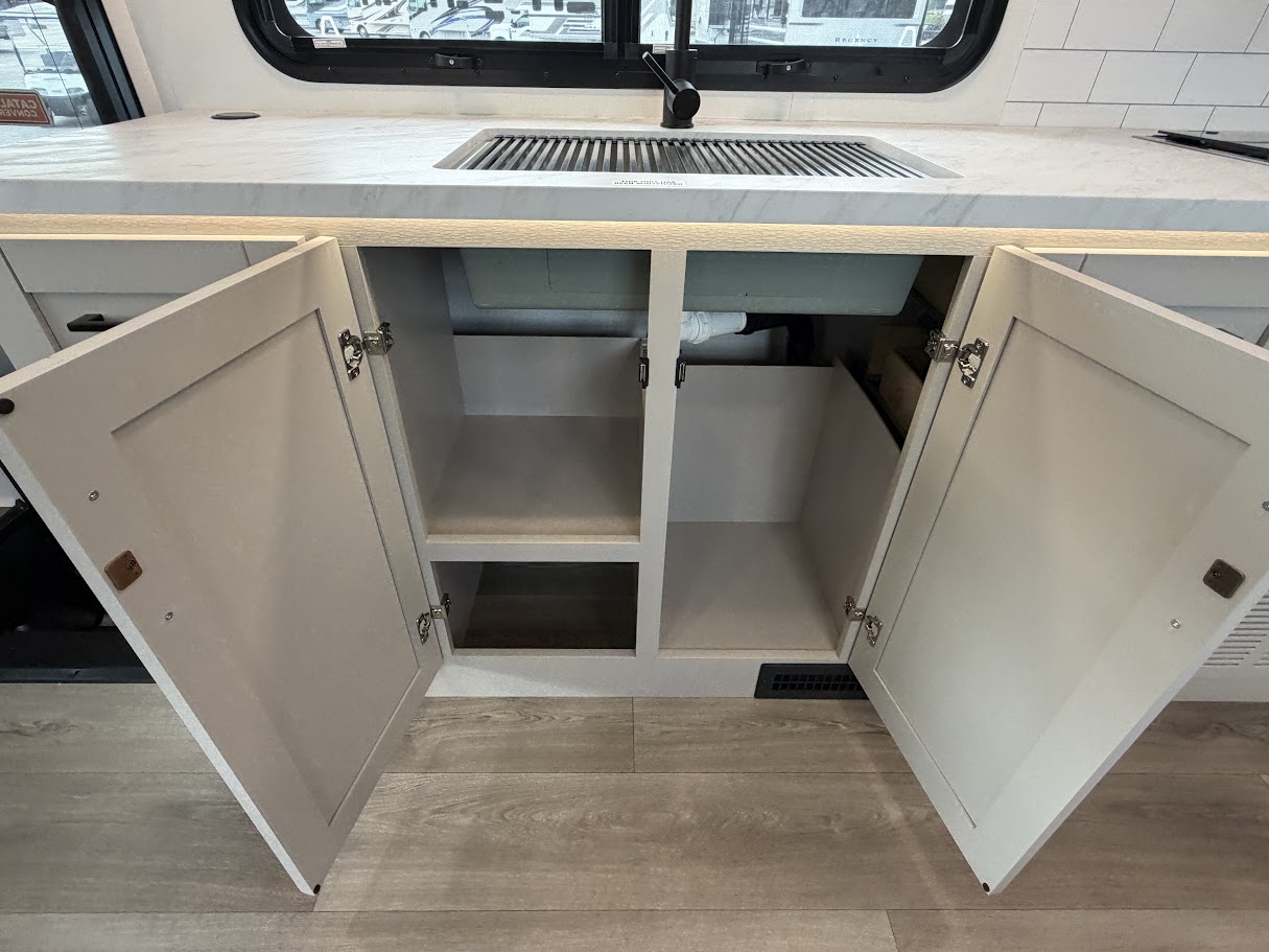 2027 JAYCO GREYHAWK 29MV - Image 20
