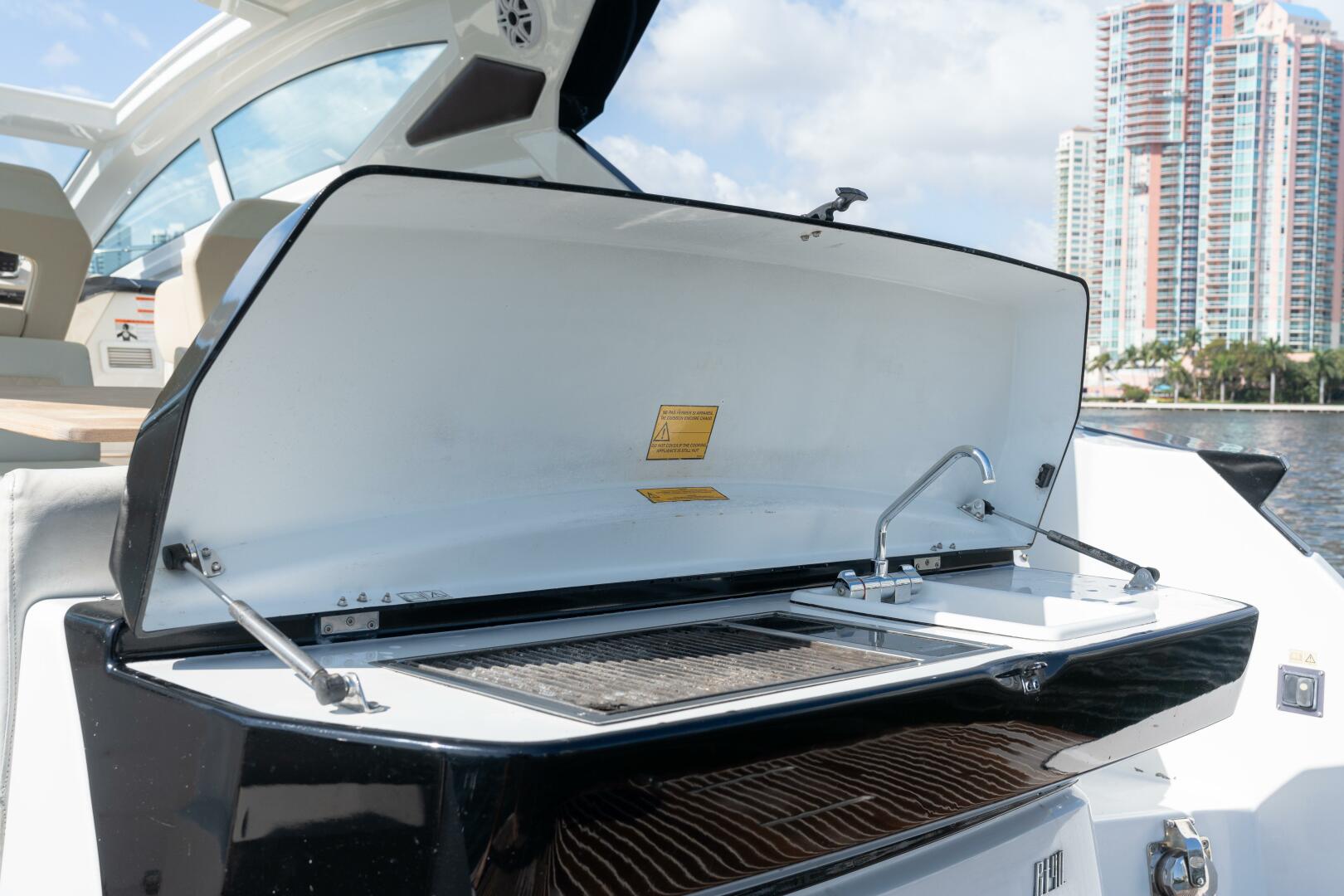 2017 Beneteau Gran Turismo 40 - Image 21