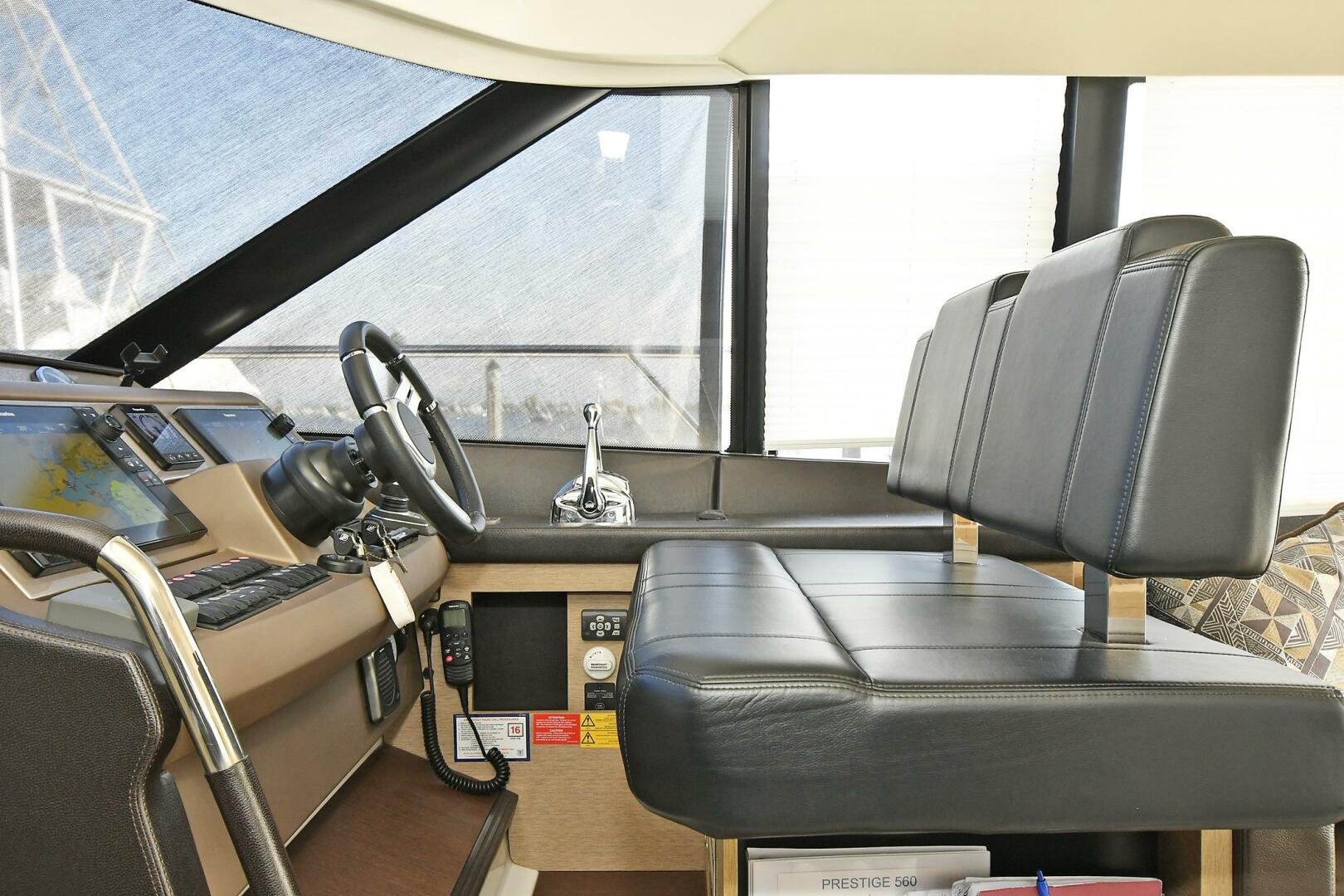 2018 Prestige 560 Fly - Image 41
