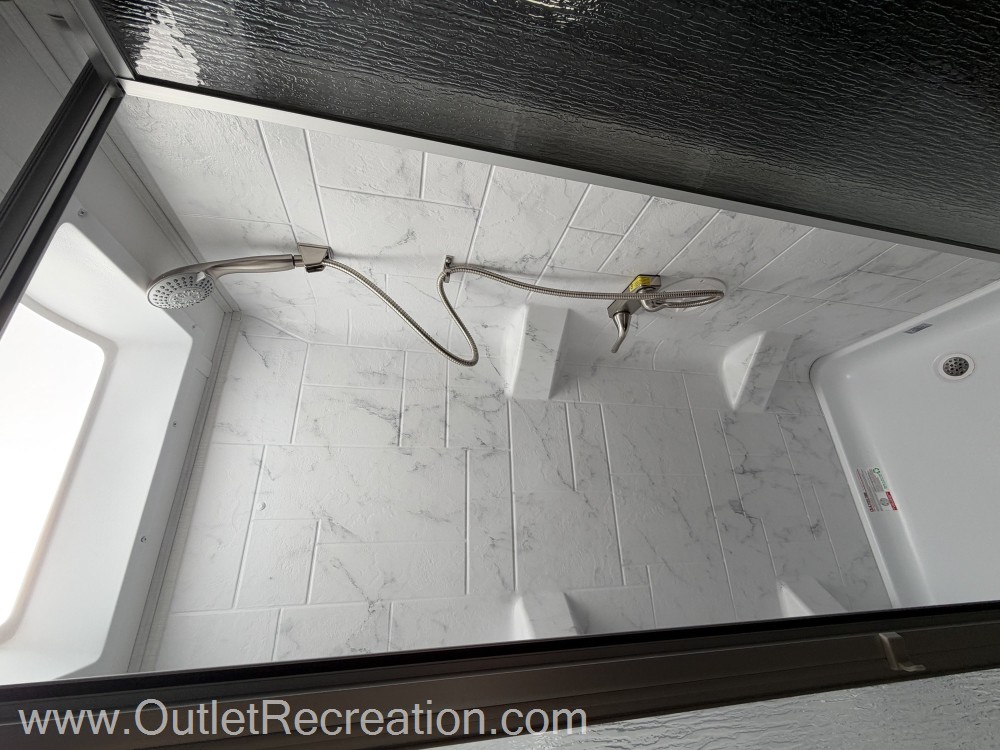 2025 Forest River Sunseeker 3010DS - Image 18