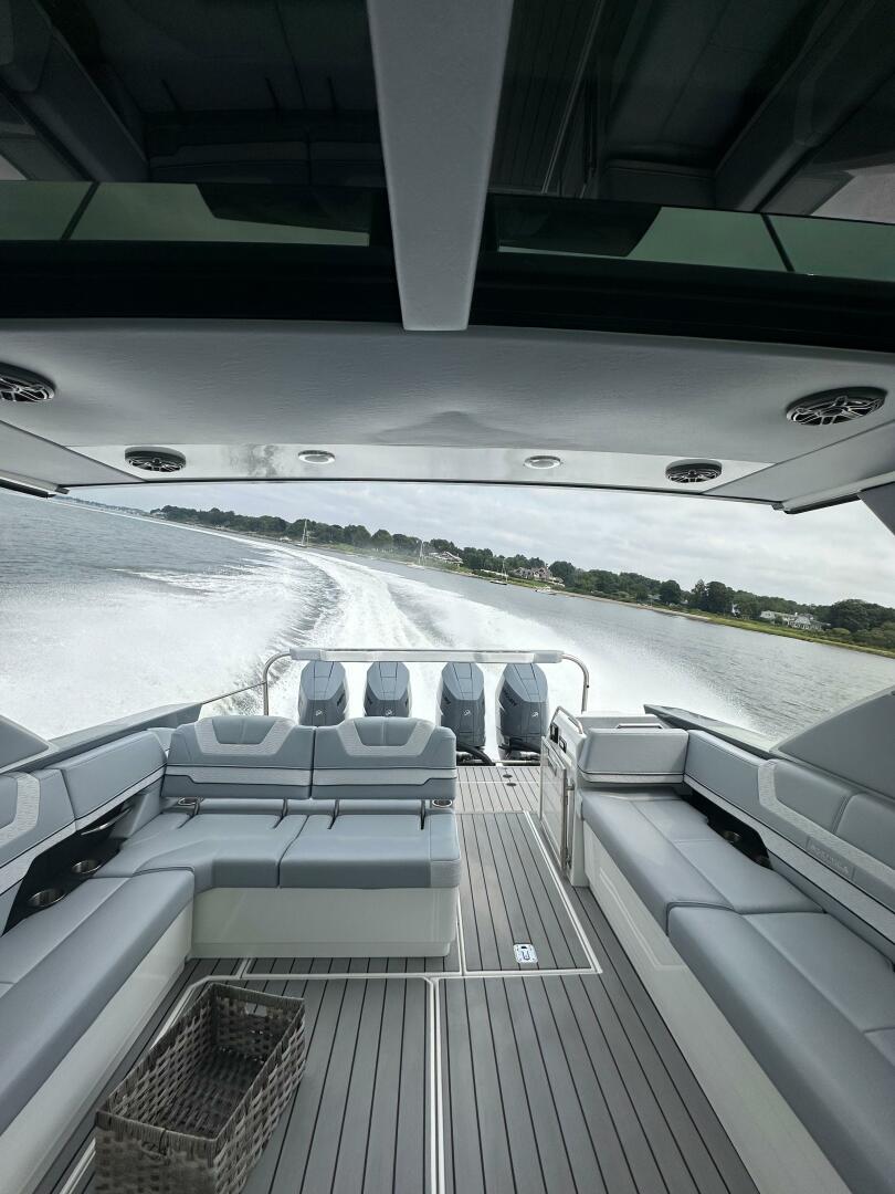 2024 Formula 430 Super Sport Crossover - Image 6