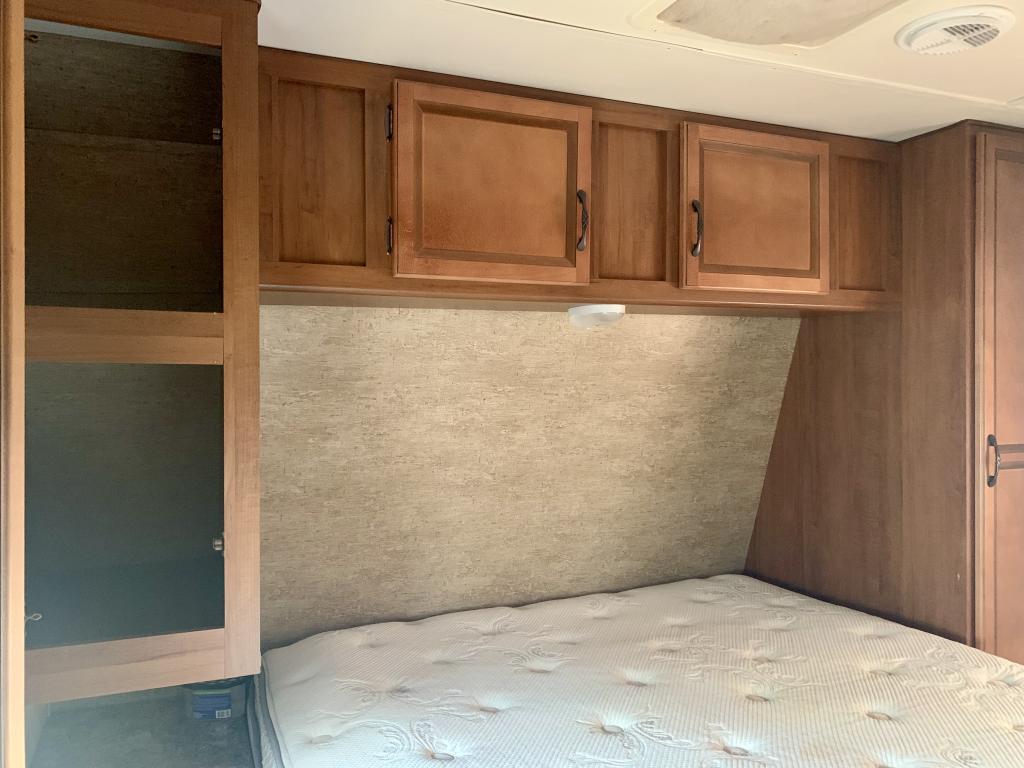 2015 Gulf Stream Kingsport 271DDS - Image 38