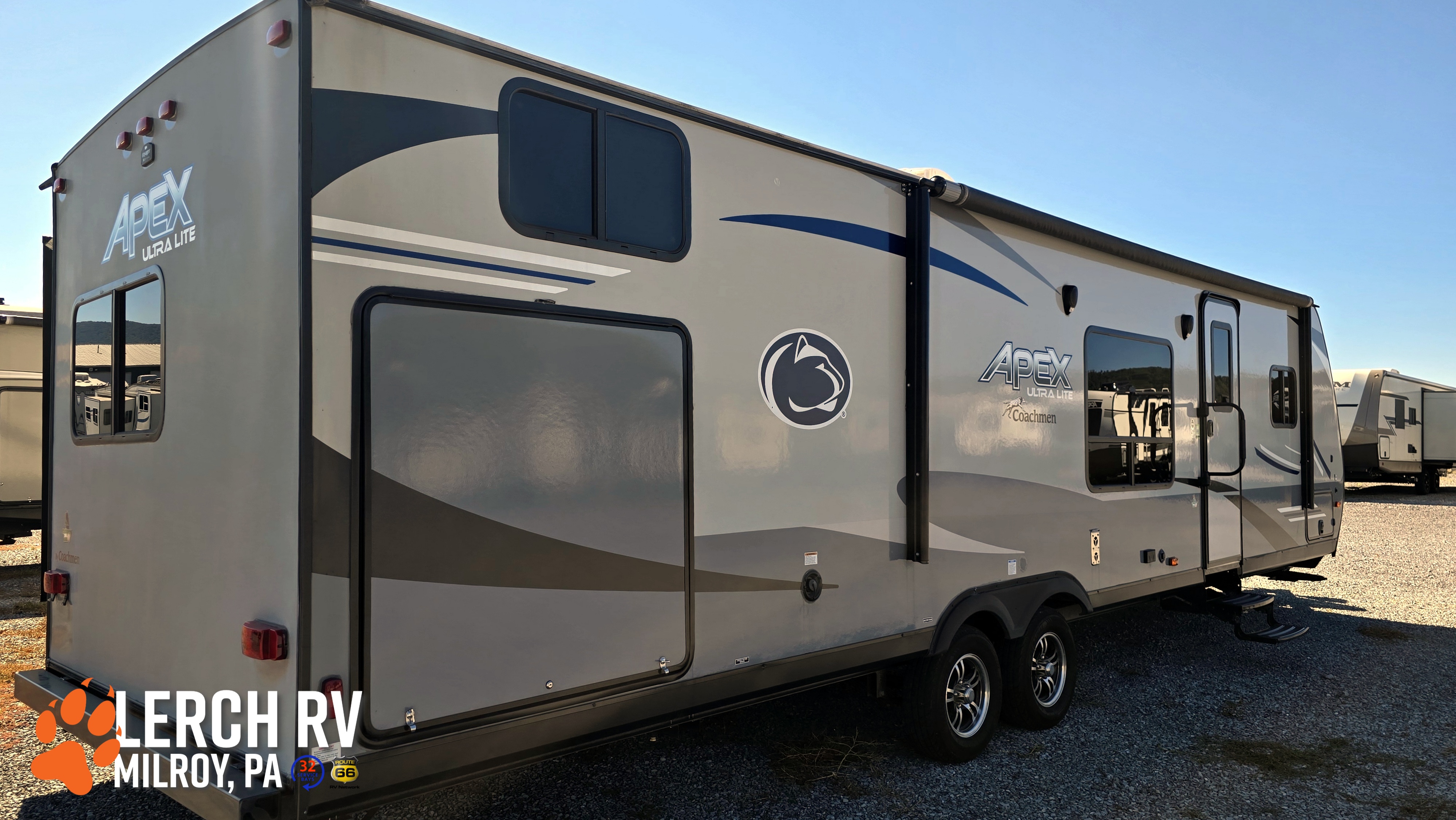 2019 FOREST RIVER APEX 300BHS - Image 5