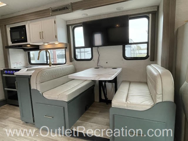 2025 Thor Motor Coach Freedom Eddie Bauer 28EB - Image 14