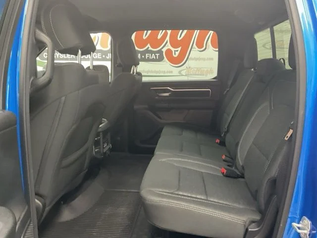 2025 Ram 1500 Big Horn 4x4 Crew Cab 5'7" Box - Image 11