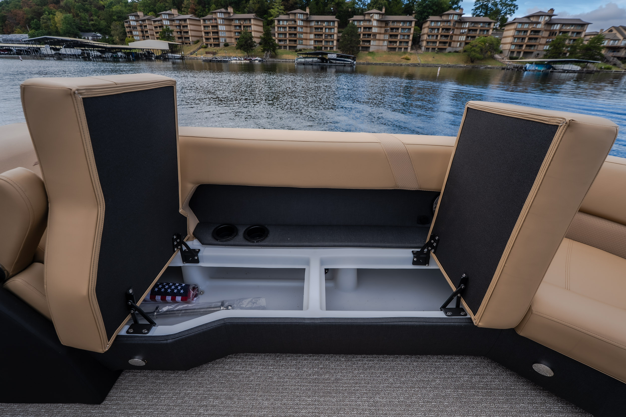 2026 Evotti 525 Quad Lounge - Image 28