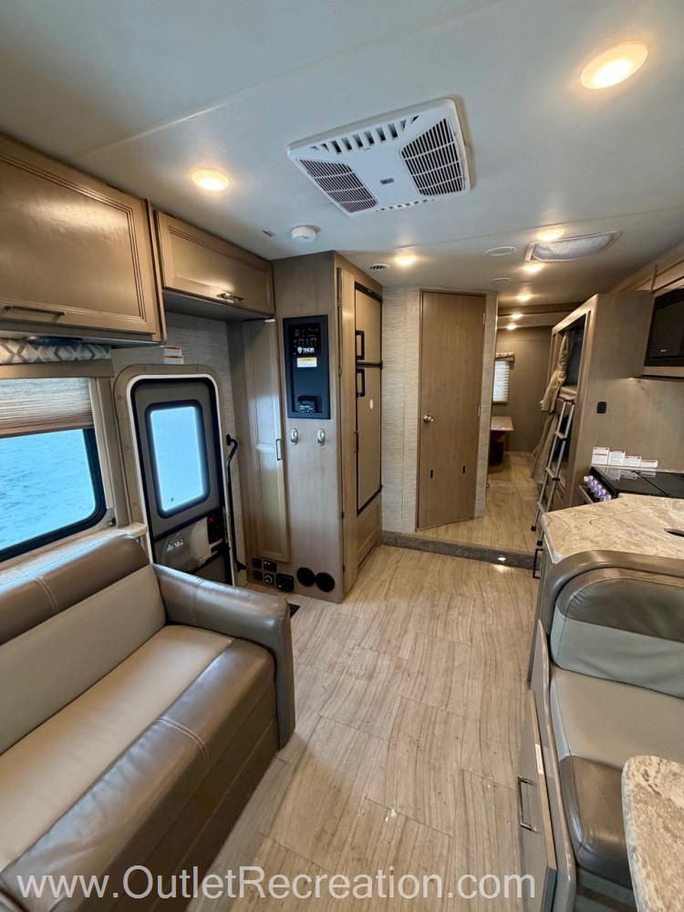2021 Thor Motor Coach QUANTUM SL31 - Image 11