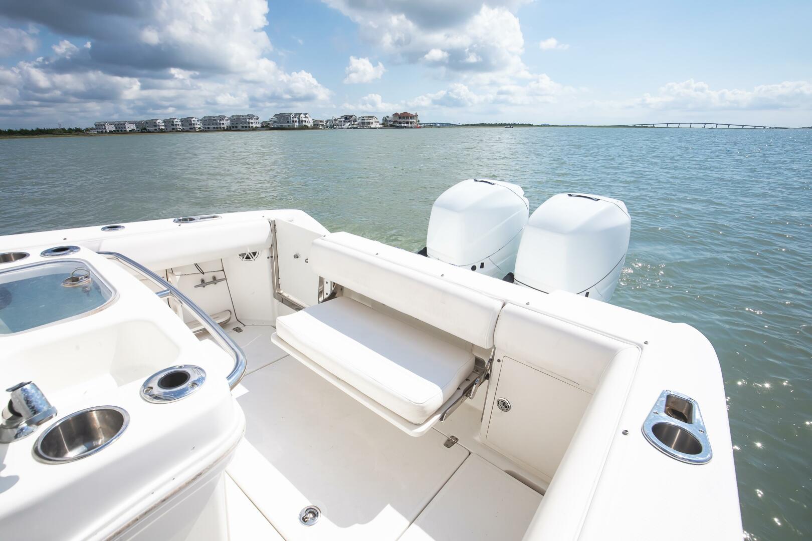 2010 Boston Whaler 250 Outrage - Image 12