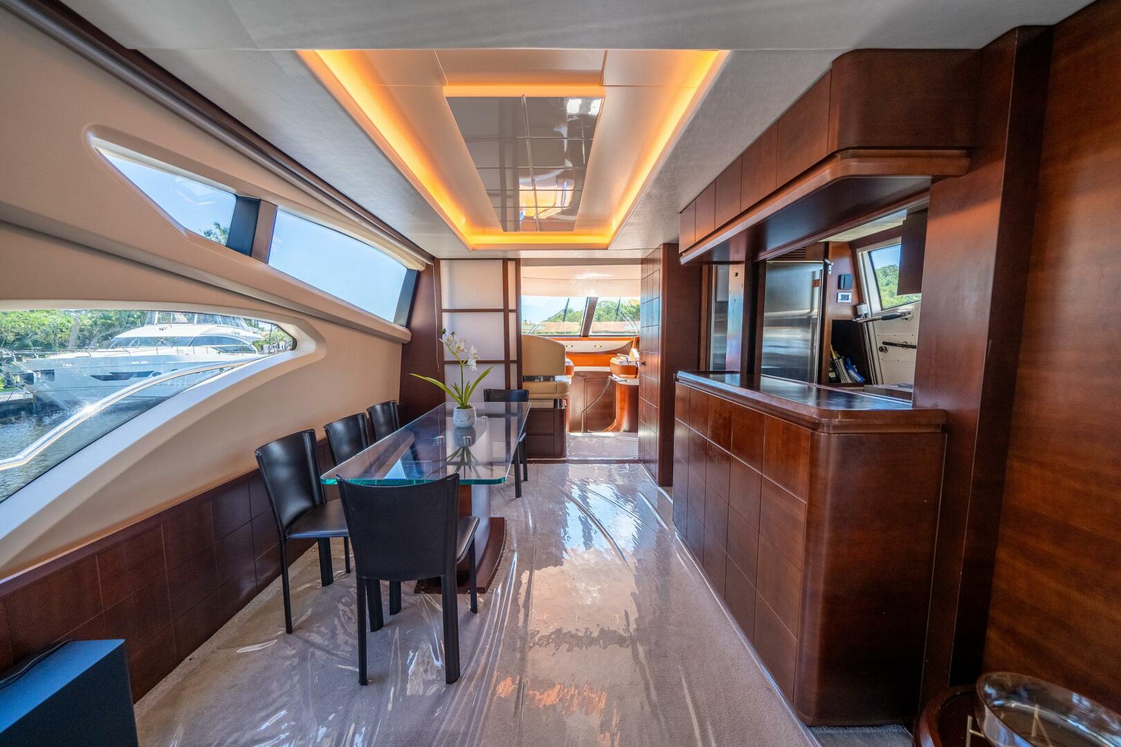 2010 Azimut 75 Fly - Image 27