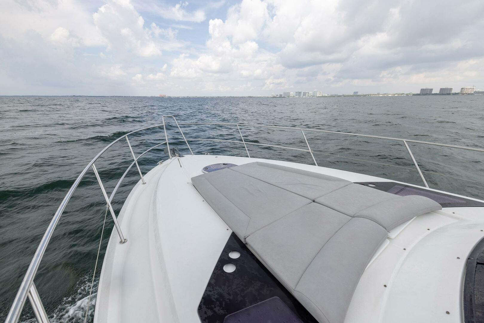 2014 Beneteau Gran Turismo 44 - Image 17