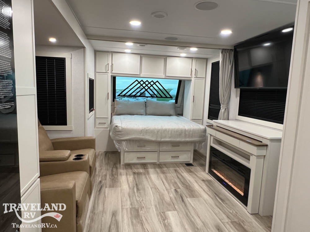 2027 Brinkley RV Model I 235 - Image 4