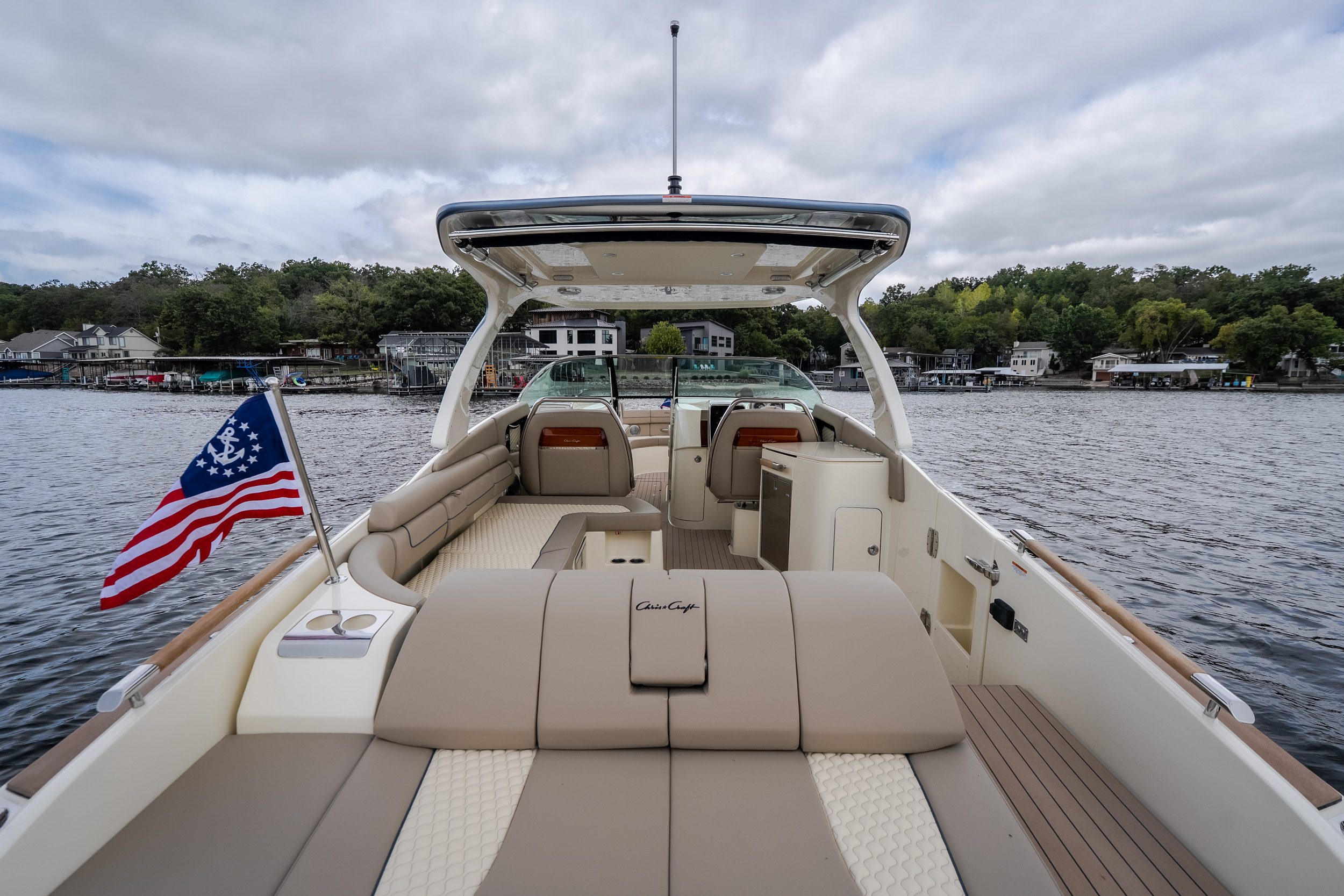 2027 Chris Craft Launch GT 35 ME - Image 9