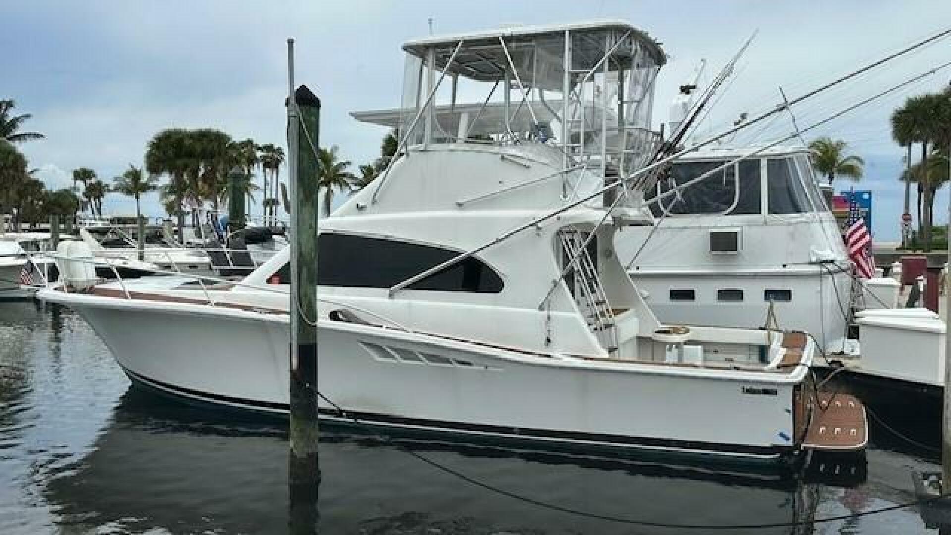 2001 Luhrs Convertible - Image 22