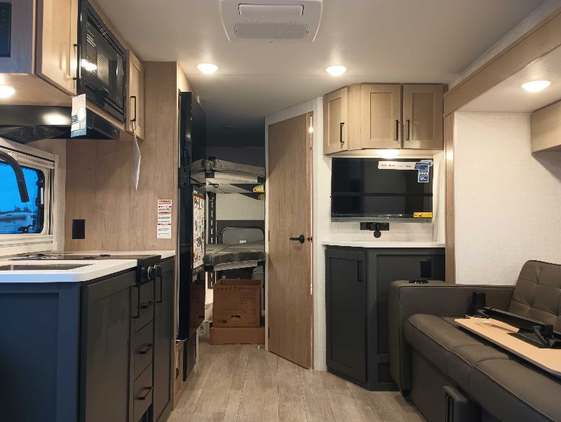 2026 Ember RV Overland Series 221MSL - Image 6