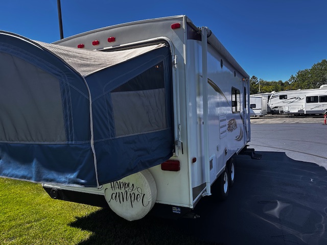 2011 KEYSTONE RV PASSPORT  EXP 235 - Image 8