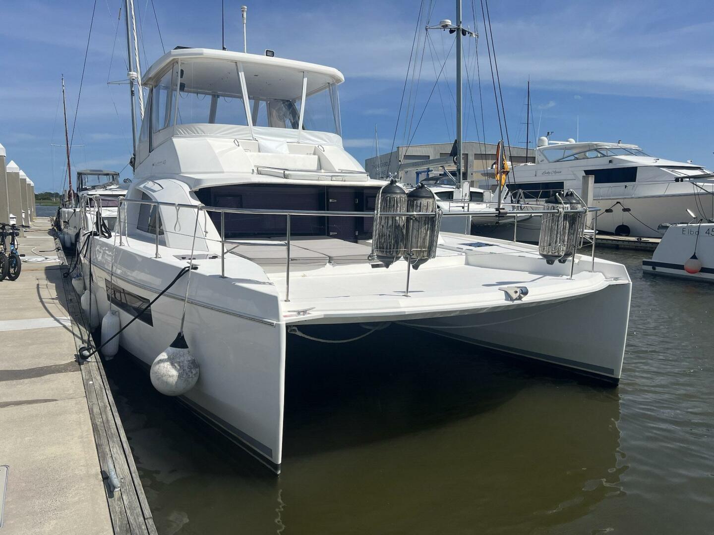 2018 Leopard 43 Powercat - Image 6