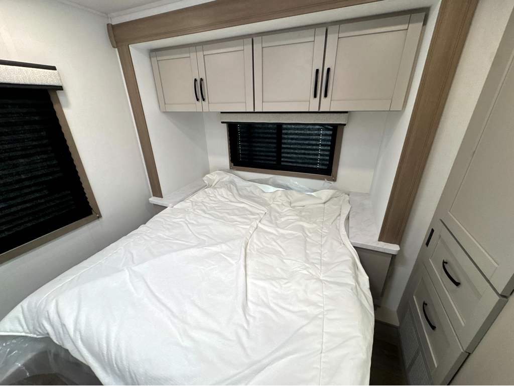 2027 ENTEGRA COACH ODYSSEY SE 22C - Image 28