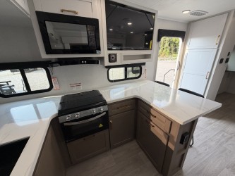 2027 JAYCO EAGLE 265FKDS - Image 29