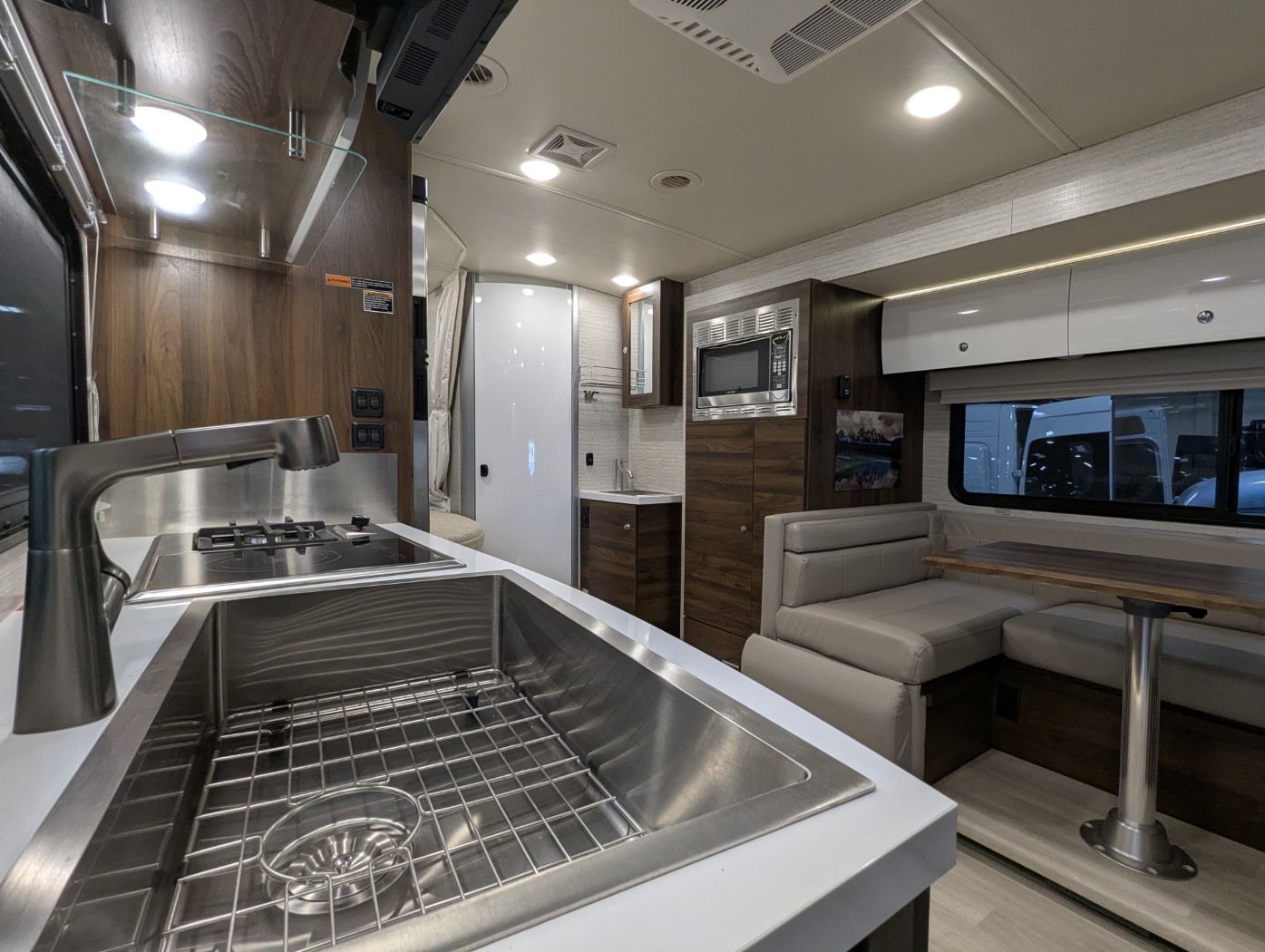 2023 Winnebago View 24J - Image 15