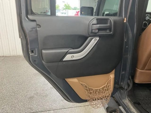 2017 Jeep Wrangler Utility 4D Unlimited Rubicon 4WD V6 - Image 18