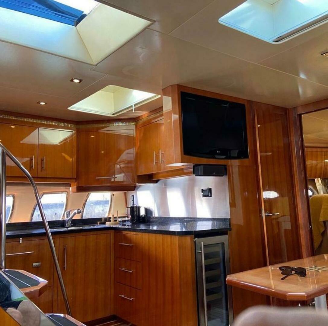 2009 Regal 5260 - Image 26