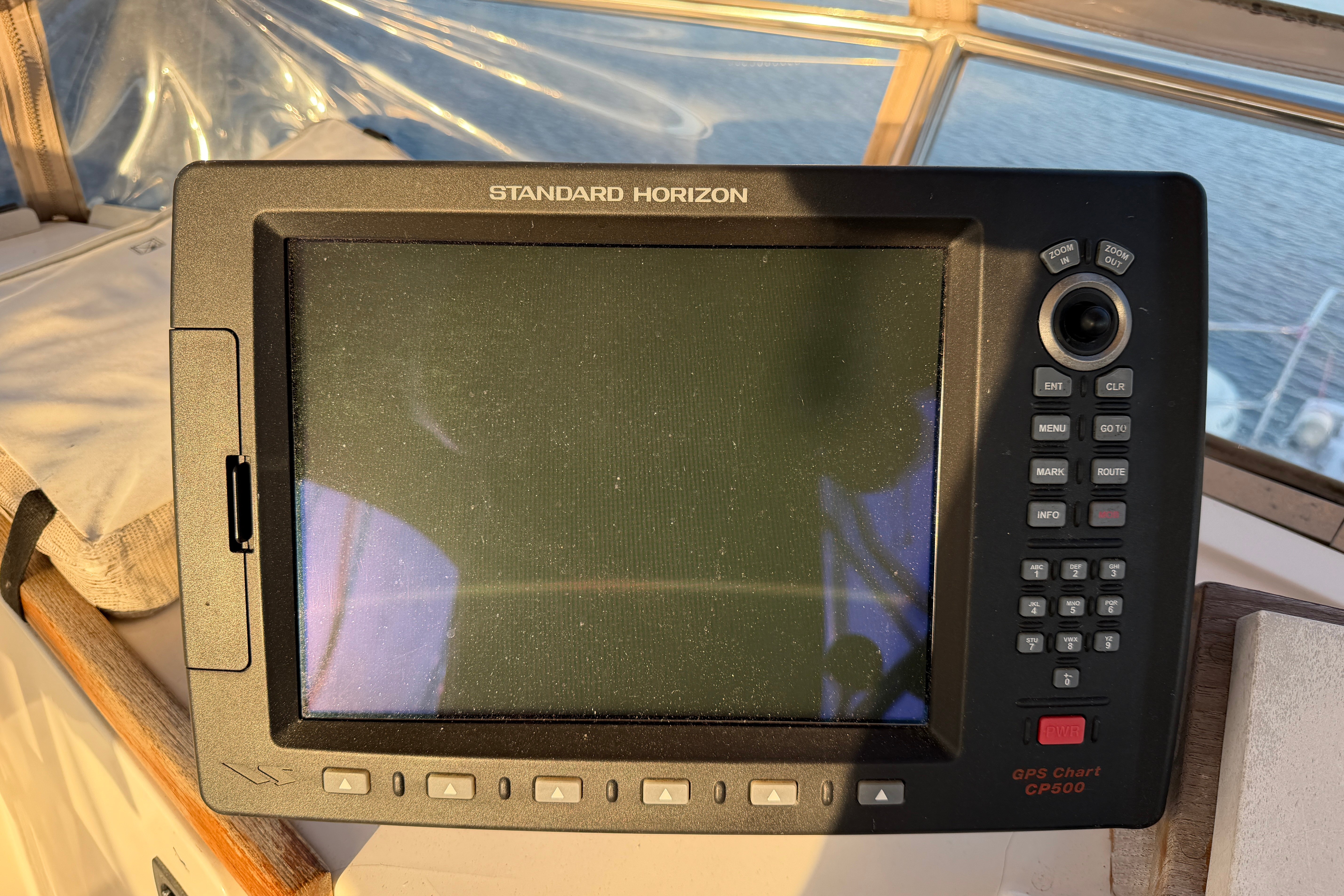 1998 Sabreline 36 AFT CABIN - Image 63