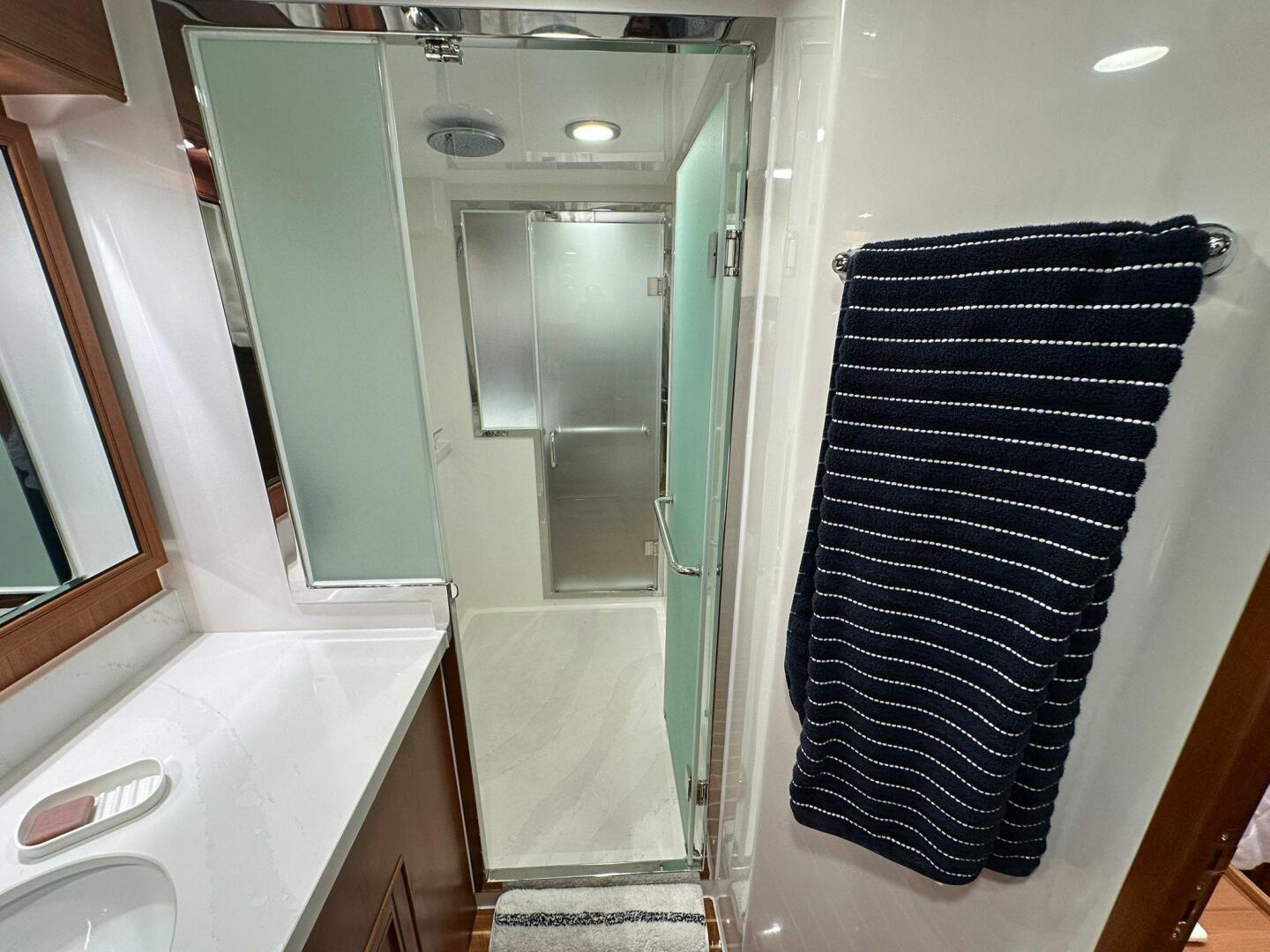 2023 Marlow Explorer 66E - CB - Image 38