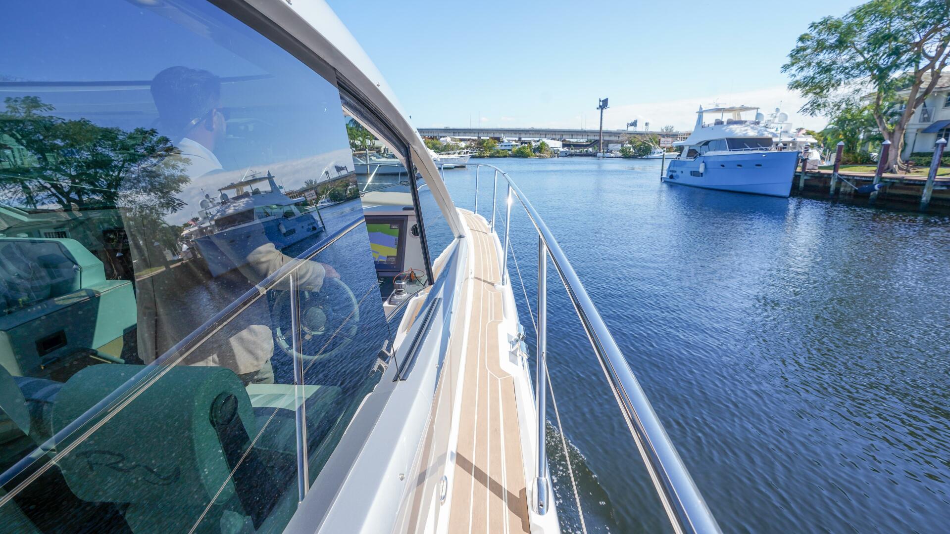 2019 Rio Yachts Colorado 56 - Image 37