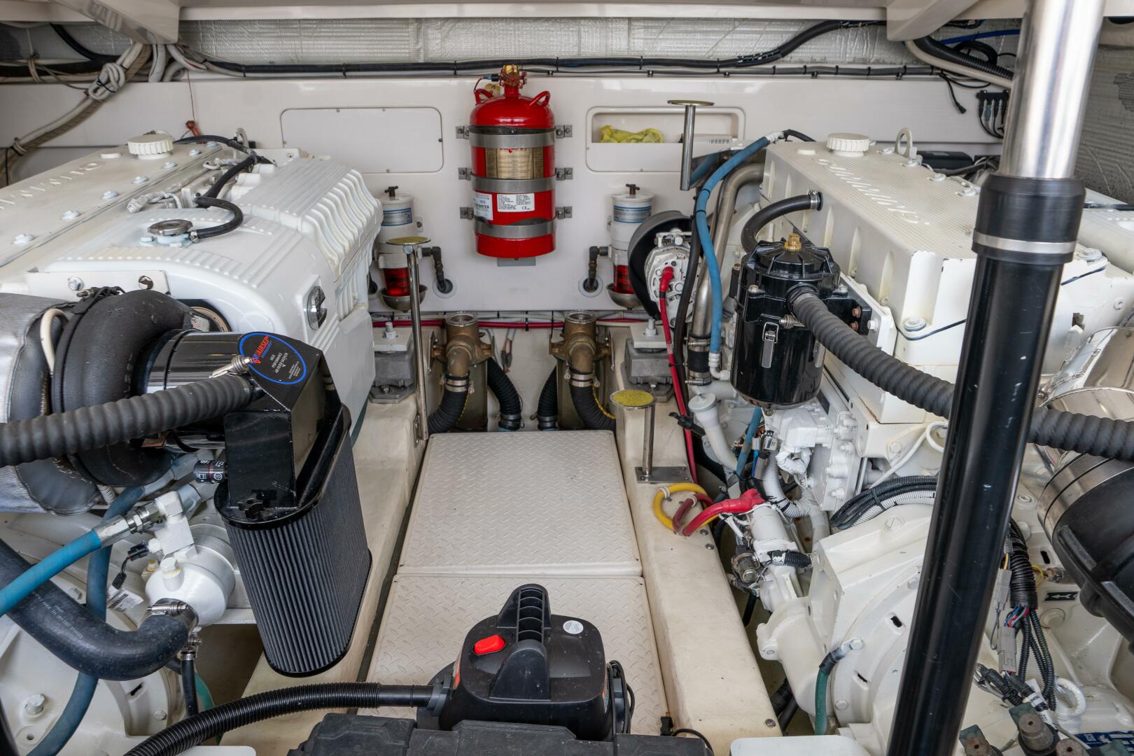 2015 Tiara Yachts 4300 Open - Image 25