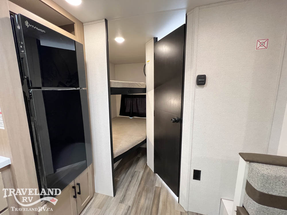 2027 Highland Ridge Colt 18MBS - Image 21