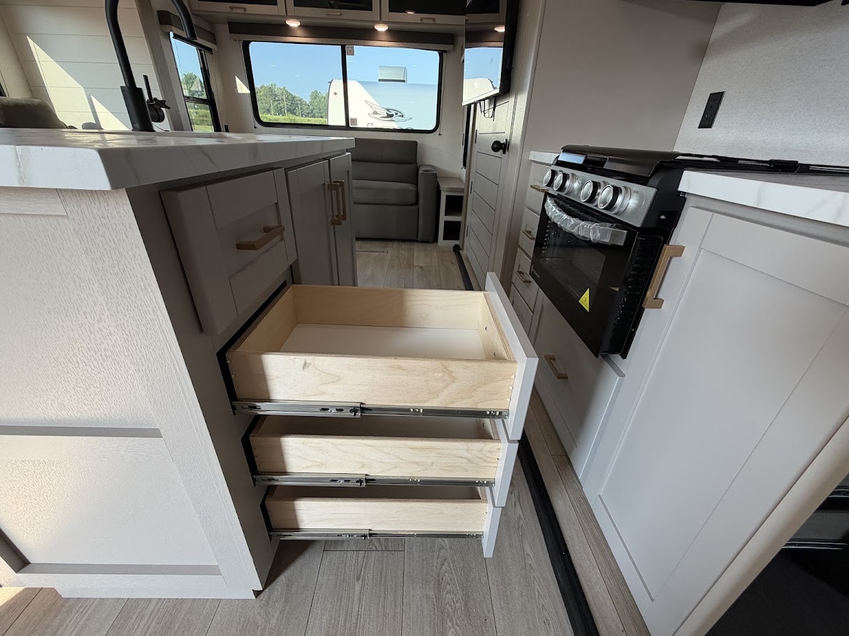 2027 JAYCO JAY FLIGHT 290RLS - Image 30