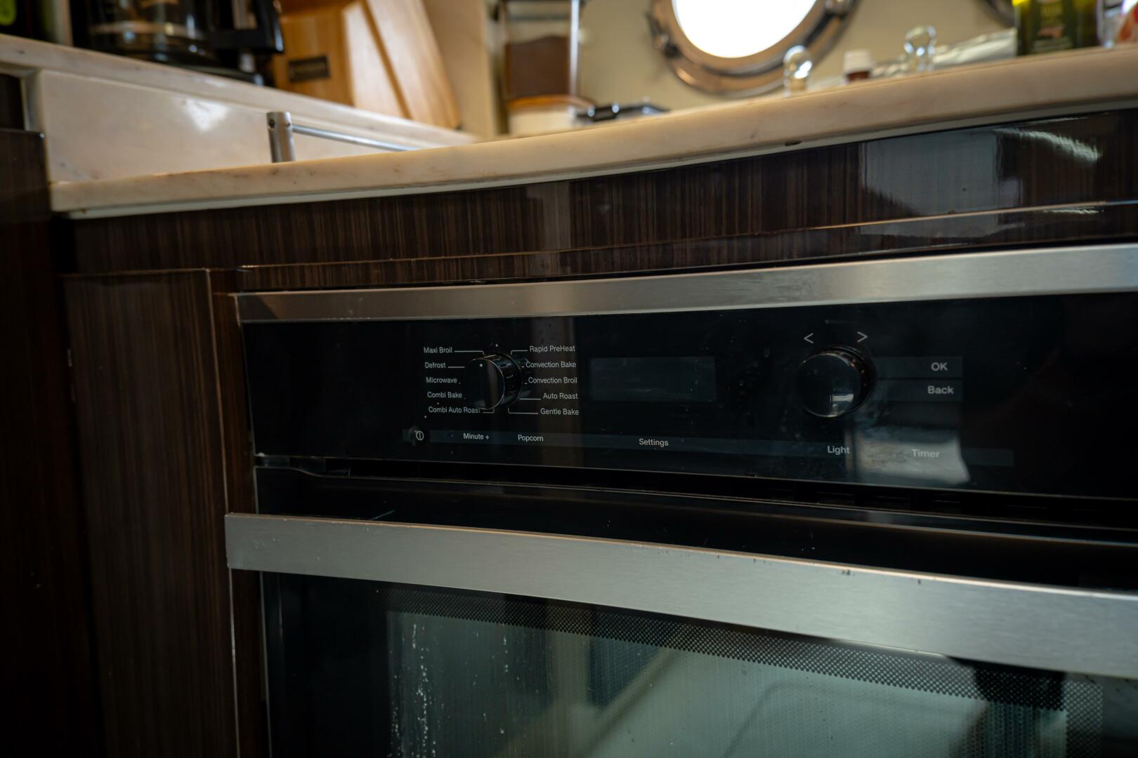 2017 Azimut 77S - Image 110