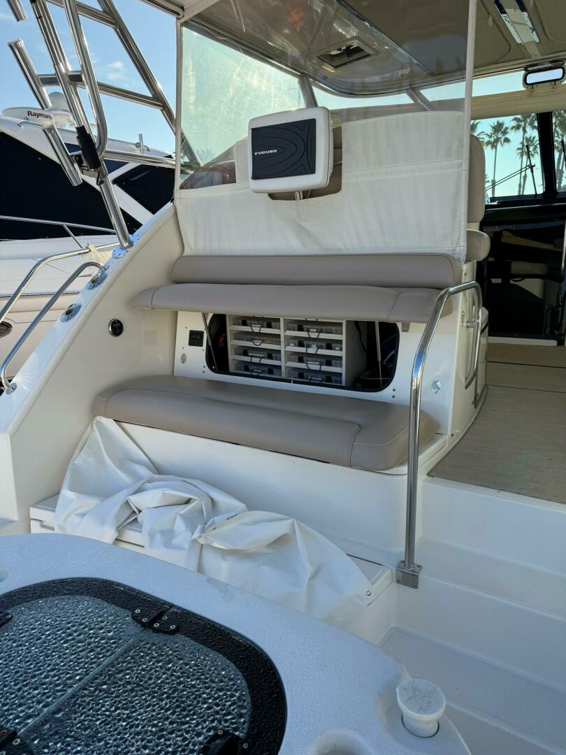 2015 Tiara Yachts 4300 Open - Image 35