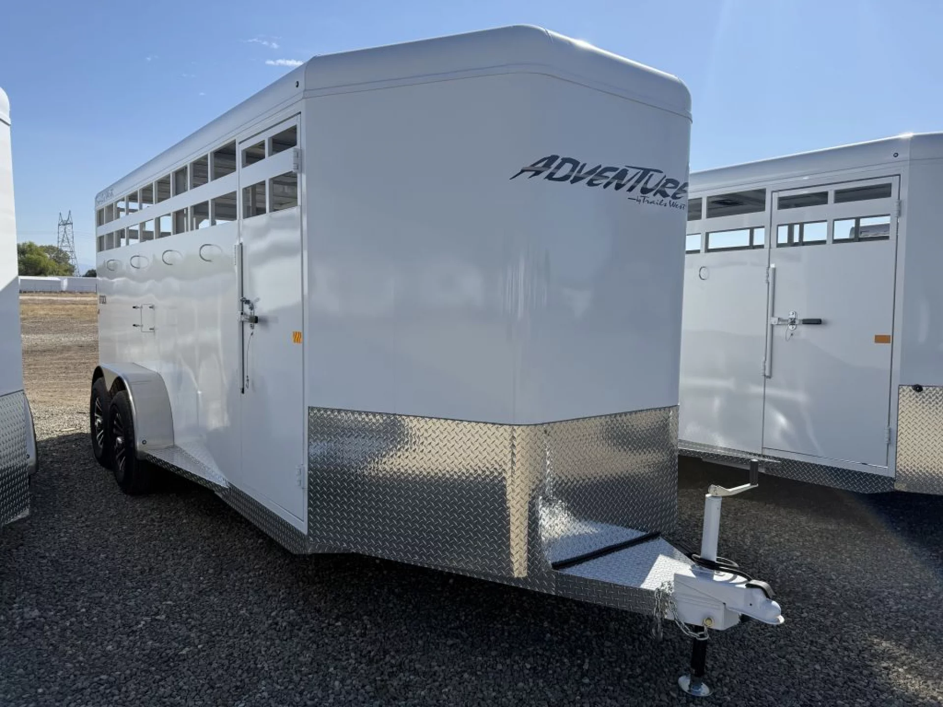 2027 TRAILS WEST ADVENTURE II 20' STOCK - Image 2