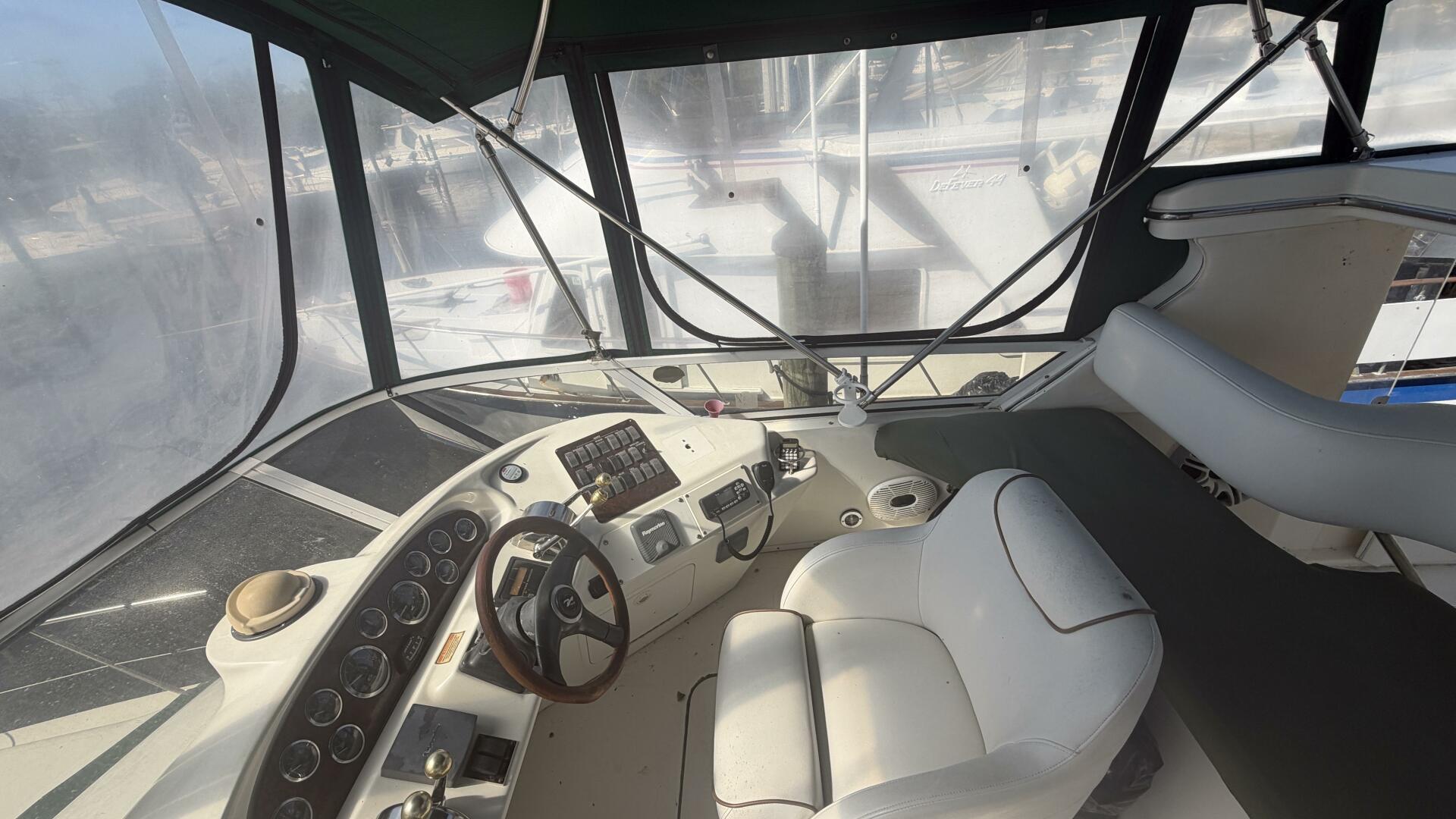 2000 Sea Ray 380 Aft Cabin - Image 15