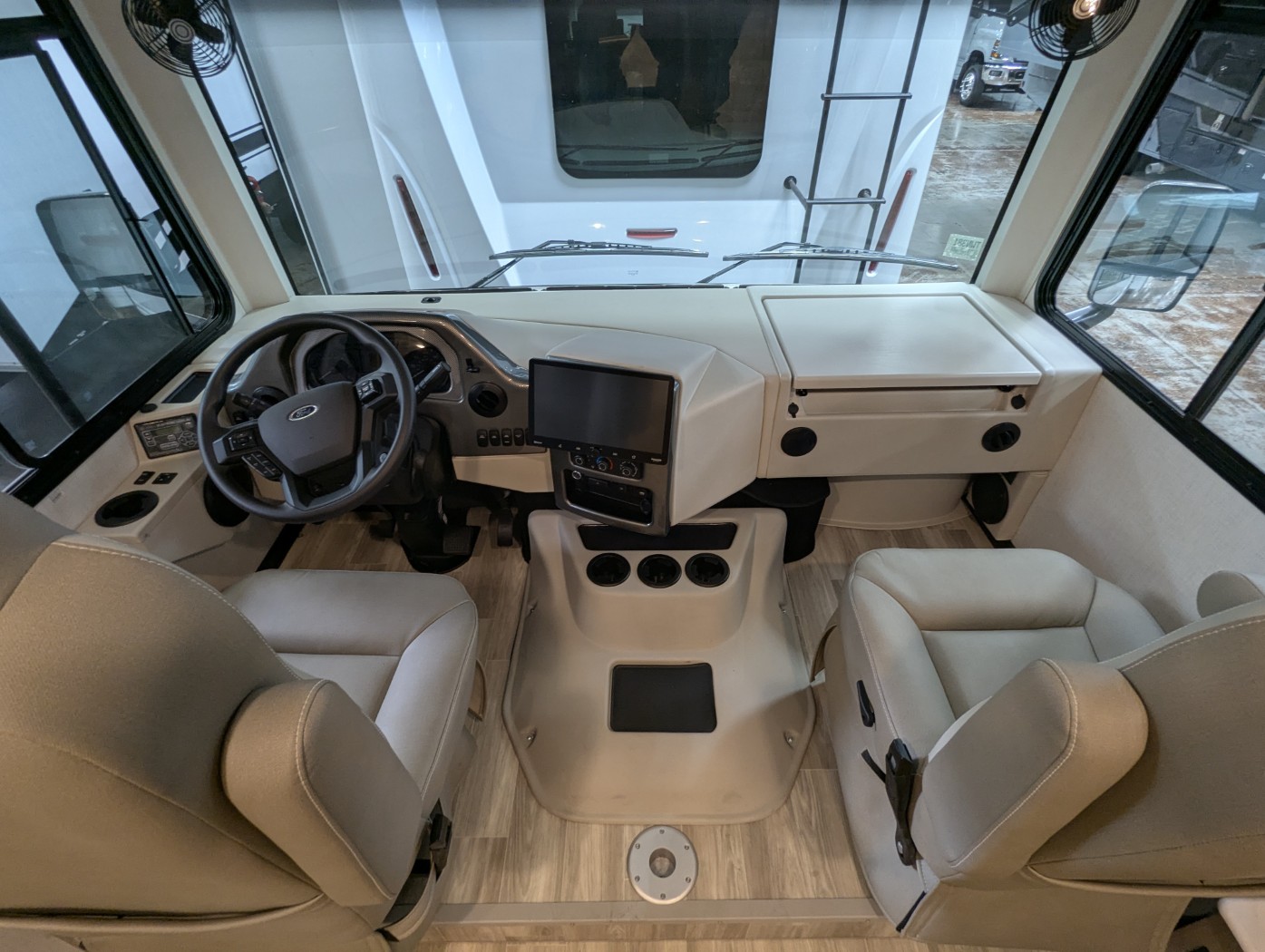 2027 Thor Motor Coach Windsport 36H - Image 11