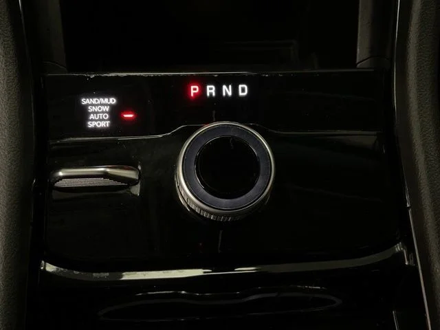 2023 Jeep Grand-Cherokee-L Laredo Altitude 4x4 - Image 19