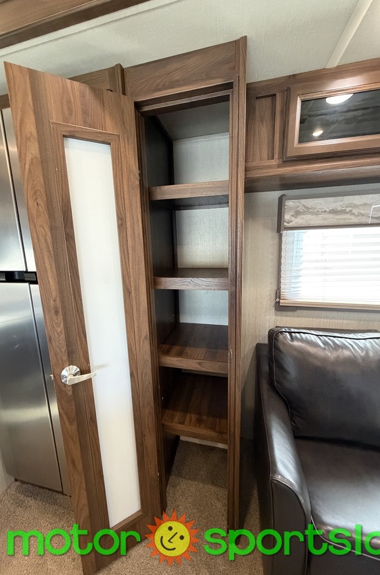 2019 Forest River Palomino 297RKW - Image 13