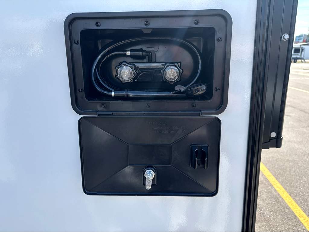 2027 JAYCO JAY FEATHER 30RKB - Image 11