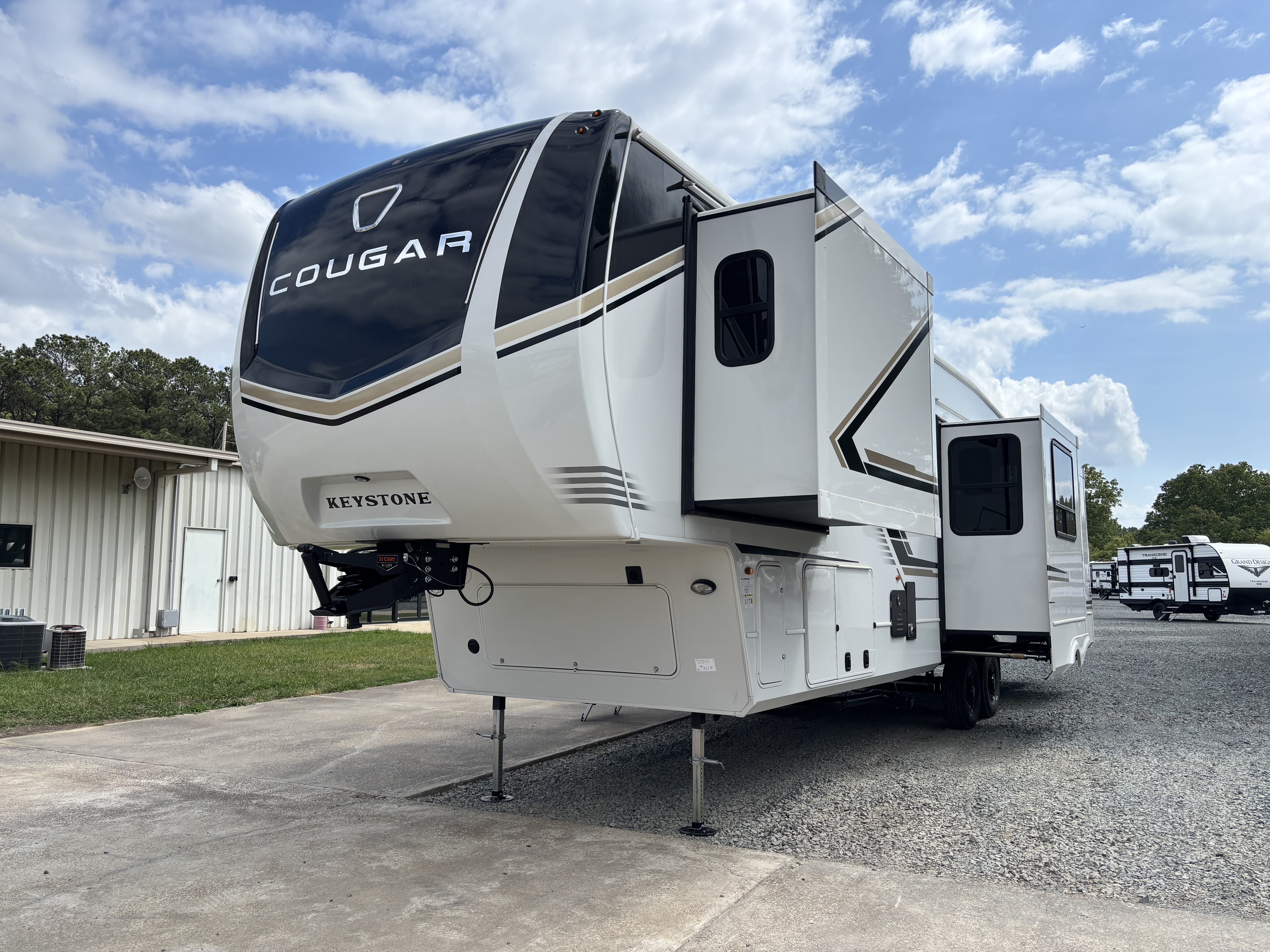 2026 Keystone Cougar 350LLK - Image 5
