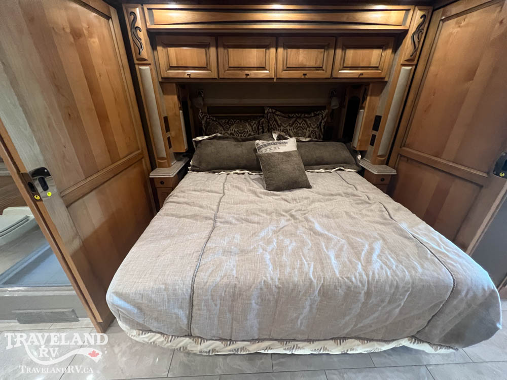 2019 Tiffin Phaeton 40 IH - Image 25