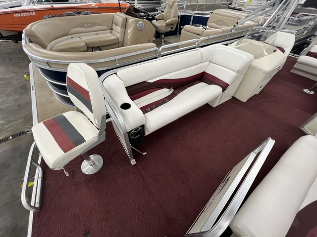 2002 LOWE SUNCRUISER TR220 - Image 10