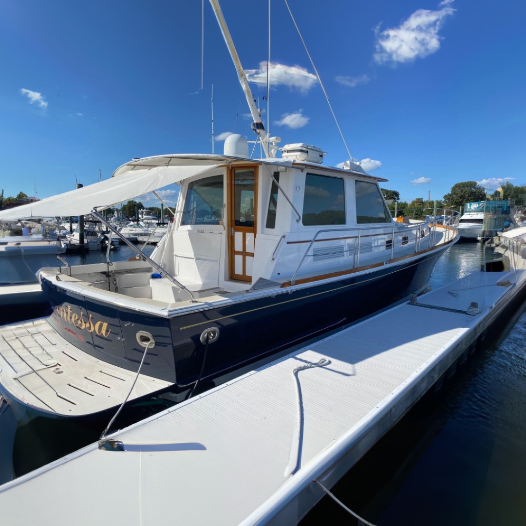2001 Grand Banks - Image 3