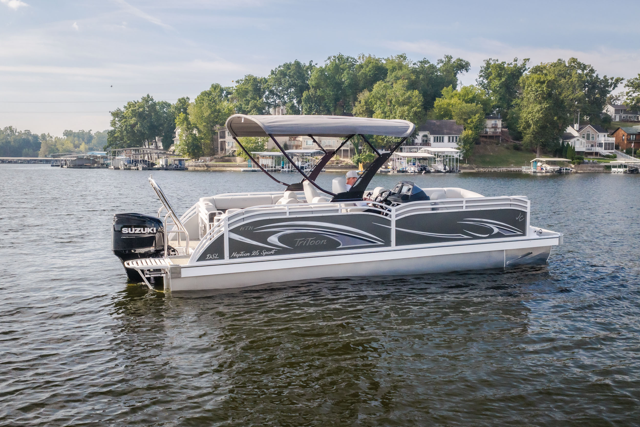 2025 JC Tritoon NepToon 25TT Sport DSL, Bow Chaise Arms - Image 53