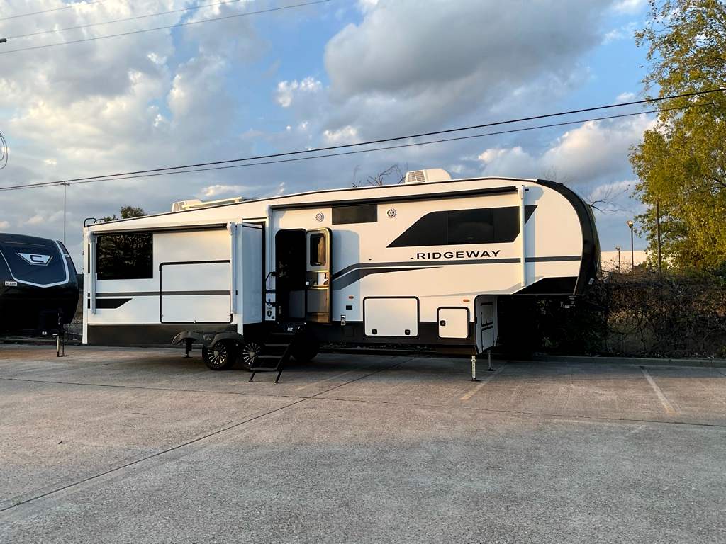 2026 KZ RIDGEWAY 32 ML - Image 2