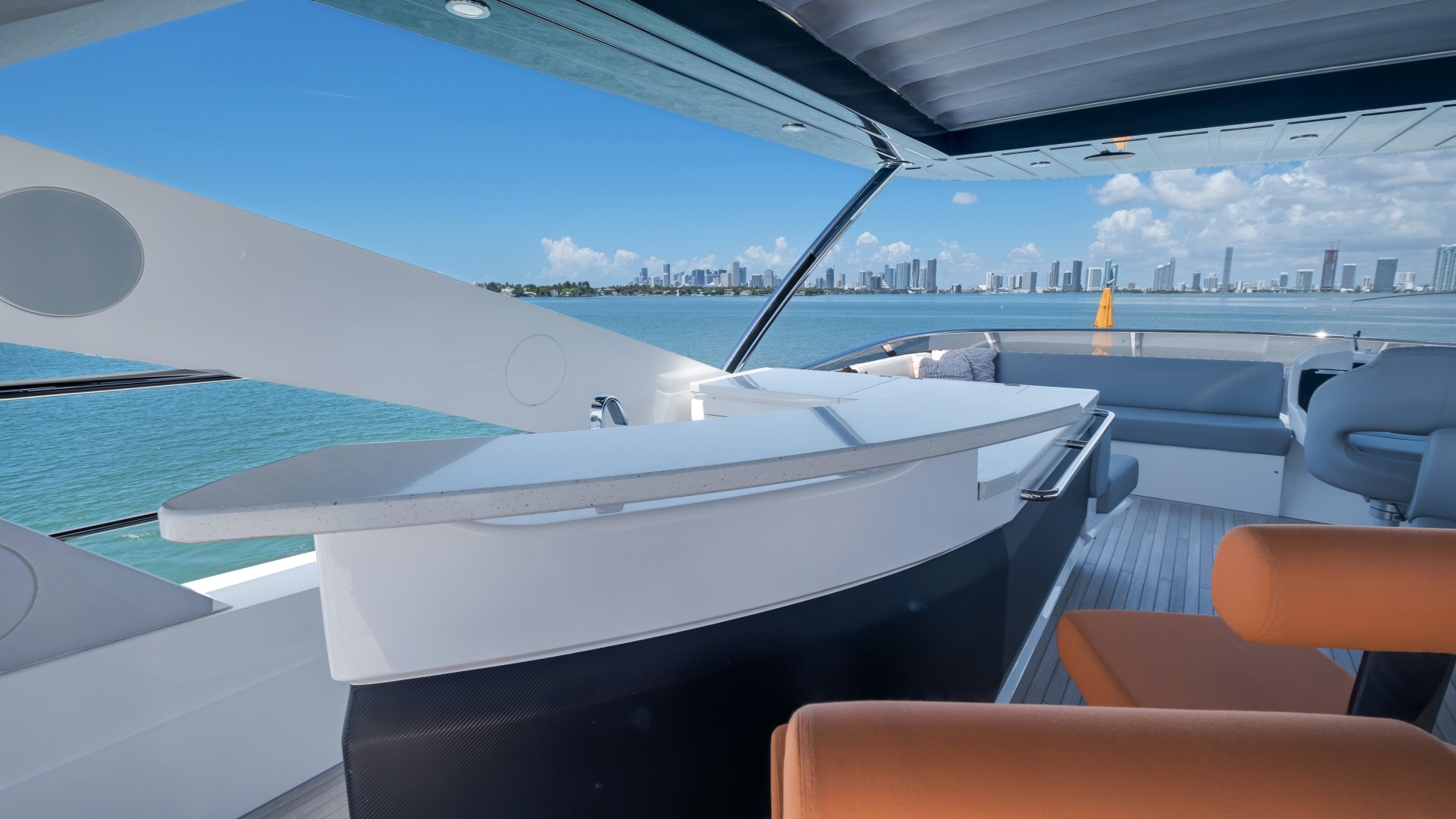 2018 Sunseeker 86 Yacht - Image 12